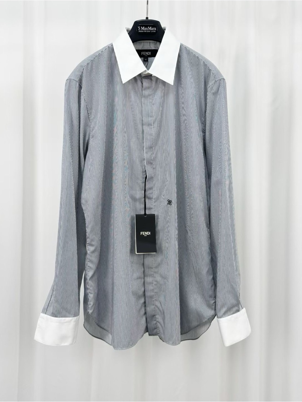 ๐ฉsteal Fendi Menโs Gray Pinstripe Dress Shirt with White Collar and Cuffs